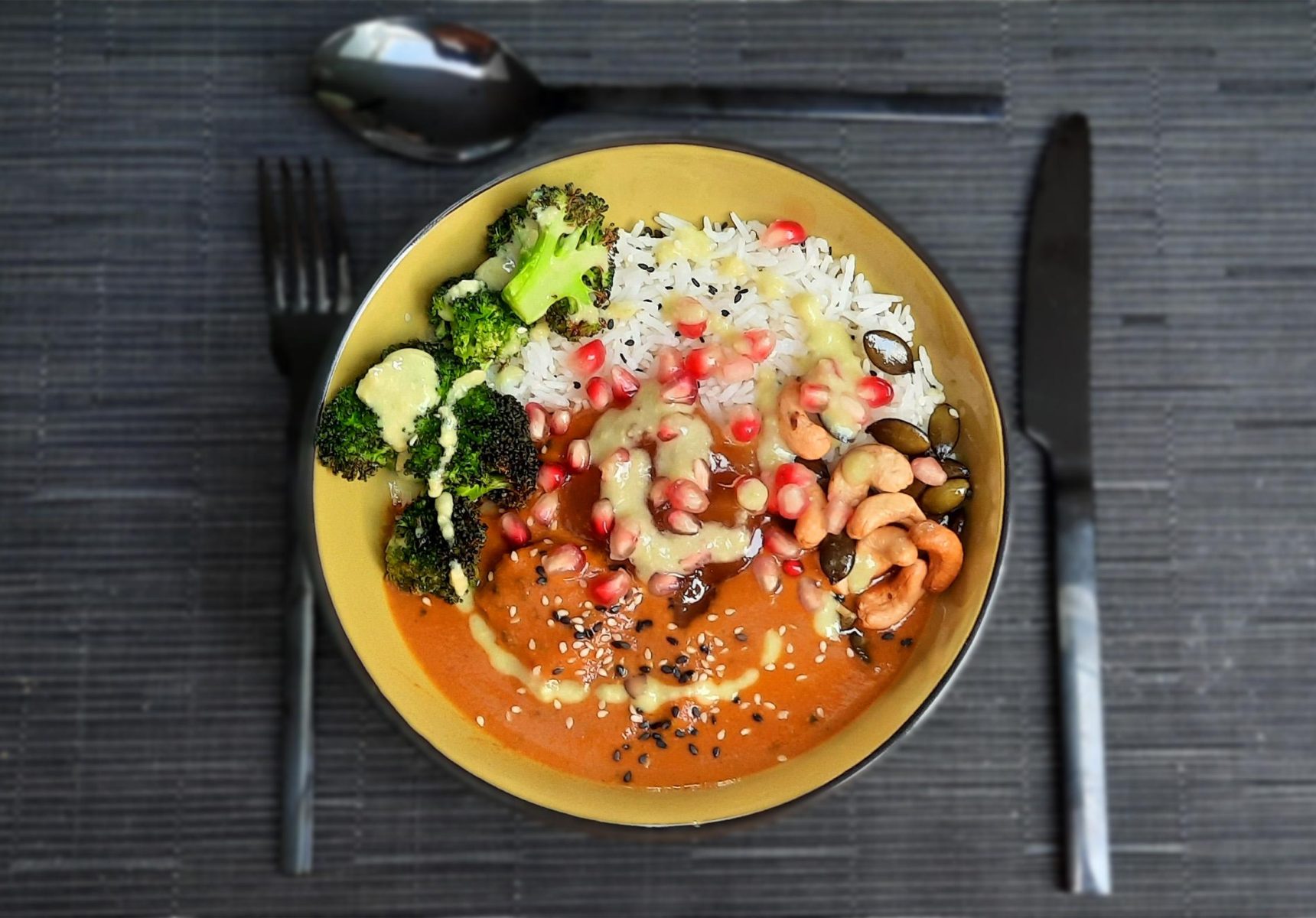 Ayurvedische Curry Bowl